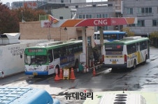 가스·수소충전소에 둘러 쌓인 청주 ‘용성中’ 안전성 논란