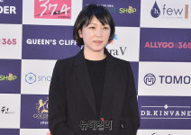 [포토] 감독상 수상한 영화감독 김도영