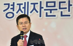 [포토] 축사하는 황교안 자유한국당 대표