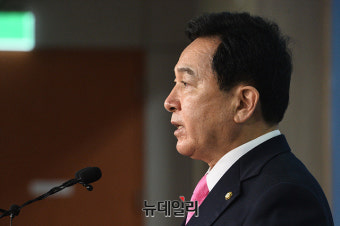 [포토] 총선 출마선언하는 심재철 원내대표