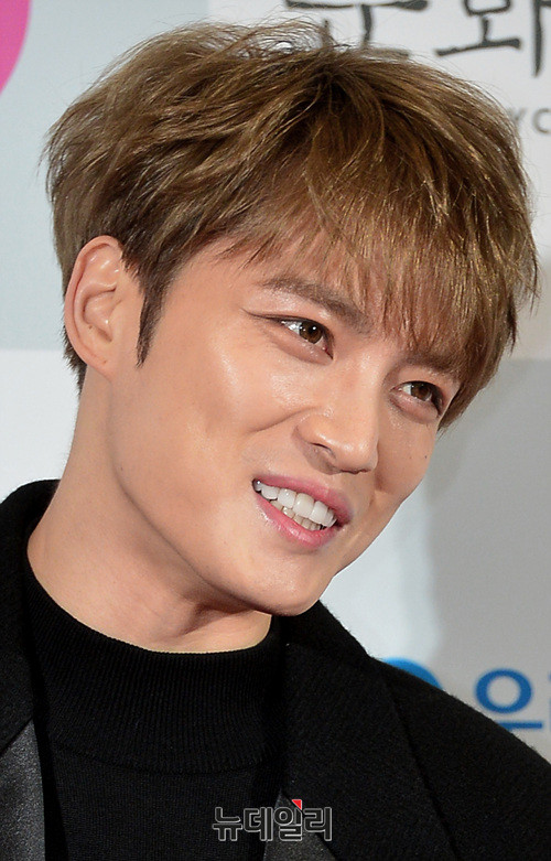 가수 배우 김재중, 부모에 대저택 선물→용돈 뭉친 플렉스 눈길【신상출시 편스토랑】
