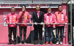 [포토] 지지호소하는 김수민 청주시청원구 후보