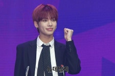 [포토] 화이팅 포즈하는 투모로우바이투게더 태현