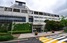 대형병원·직업전문학교서 확진자 발생… 집단감염 우려 현실화