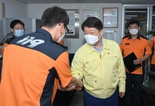 권영진 대구시장, 추석 연휴 현장 비상근무자 격려