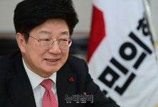 [포토] 주택공급 공약 밝히는 이종구 서울시장 예비후보