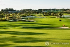골프장 스카이72 무단점유 논란 가열…법원, 인천공항공사 실력행사 제동