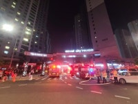 ‘천안 출장 세차 發’ C주상복합아파트 화재…피해액 ‘100억대’