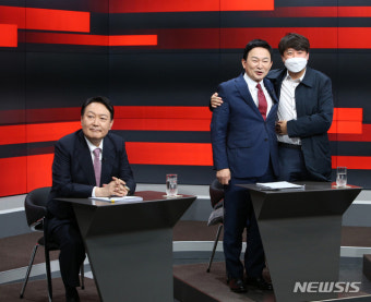[단독] 원희룡, 종로 출마로 굳혔다… 윤석열 선대위 합류 후 '보선 출마'