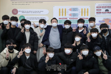 [포토] 한국폴리텍대학 아산캠퍼스 찾은 윤석열 후보