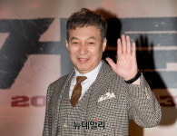 [포토] 영화 뜨거운피 보스로 돌아온 배우 김갑수