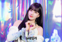 [포토] 스테이씨 윤 인형미모
