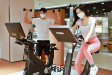 [포토] 롯데백화점, 최고급 호텔 피트니스 테크노짐 팝업 오픈