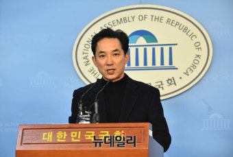 박민식, 분당갑 출마 철회… 국민의힘, 안철수 단수공천으로 가닥