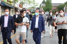홍준표 대구시장 당선인, 대명공연거리 방문