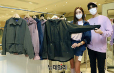 뽁신세계백화점 | [포토] 신세계백화점 "친환경 에슬레저 브랜드 '쉘코퍼레이션' 만나보세요"