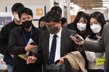 '대장동·백현동 허위사실공표 혐의' 이재명 첫 재판… 