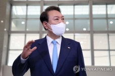 尹대통령, 경제위기 극복 의지 다진다…비상경제민생회의 주재