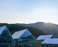 [Weekly New쇼핑] 따듯한 봄날, 가족들과 아울렛에서 쇼핑·체험 다 해볼까