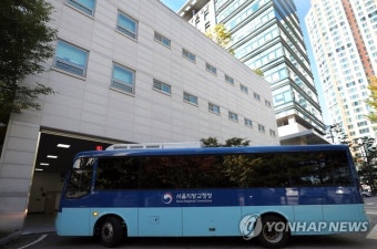 '아동 강제추행' 김근식… 檢, 화학적 거세·징역 10년 구형
