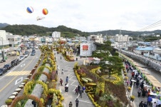 [忠淸道 축제] 국수·보부상 유명한 ‘예산장터 삼국축제’