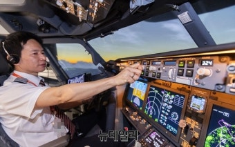 [르포] 제주항공, 자체 시뮬레이터로 ‘조류충돌·엔진화재’ 대응력 높여