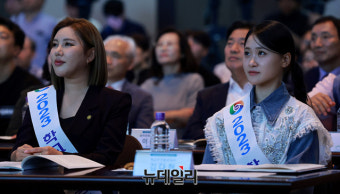 [포토] 학교안전 홍보대사 '송가인-김다현'