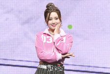 [포토] 라잇썸 나영, 과즙미 가득