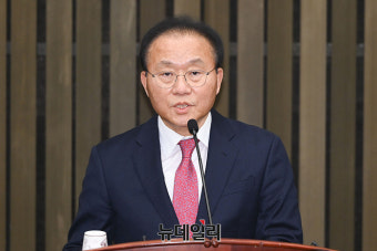 [포토] 국민의힘 연석회의, 모두발언하는 윤재옥 권한대행