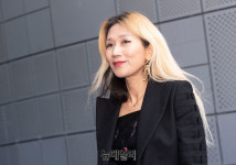 [포토] 서울패션위크 참석한 디자이너 요니P