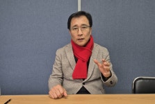 (주)이수원(1종) | 이수원 "총선 승리까지 거머쥐어야 완전한 정권교체" [총선 ★인터뷰]