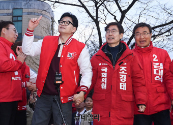[포토] 조경태 부산사하을 후보 소개하는 한동훈 위원장