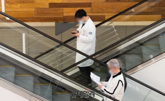 법원, 전공의·의대생 '의대 증원 집행정지' 신청도 각하