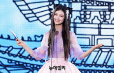 [포토] 코리아 온 스테이지 단독 MC 나선 다니엘