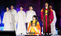 [포토] 김소현-손준호 백성이여 일어나라