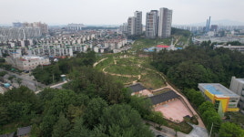 익산 도심 한가운데 푸른 숲… 마동공원 드러난다.