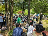김장훈, 대학 캠퍼스 찾았다…숲가락 콘서트 성료