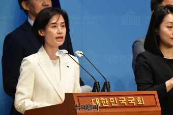 조국당, 22대 국회 1호 법안은 '한동훈 특검법' … 