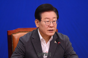 이재명, 대표 연임에 당내에서도 우려 … 