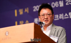 이성복 D.E.I. 강화로 인구절벽 극복 … 국민소득 5만불 고지 넘어서야 [제1회 뉴데일리 퓨처코리아 포럼 개회사]