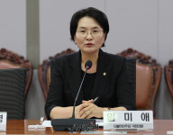 [포토] 지방분권 토론회, 인사말하는 임미애 민주당 의원