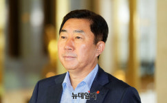 아워홈LG화학여수VCM공장점 | [포토] 김용석 롯데정밀화학 대표, VCM 참석