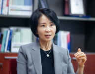 與 최수진 한국판 외국대리인 등록에 관한 법률안 대표 발의