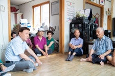 군산시, 폭염 대비 무더위 쉼터 방문 점검