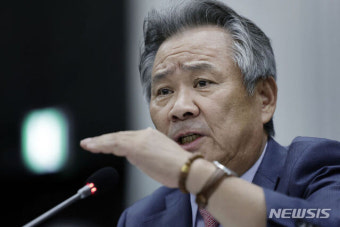 문체부, 이기흥 대한체육회장 '3연임' 제동 … '셀프 연임 심의' 개선 권고