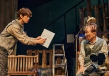 연극 고도를 기다리며를 기다리며, 이순재·최민호 조합 통했다