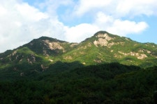 [진경수의 山 이야기] 바위산 맛과 암릉 풍경이 일품인 ‘수리봉’