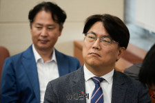 [포토] 과방위 출석한 이호찬 언론노조 MBC본부 본부장