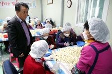 김영환 충북도지사, ‘일하는 밥퍼’ 현장 방문으로 ‘소통 강화’