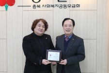 테너 강진모 교수, 나눔리더 ‘크리스마스 선물’ 티켓 판매 ‘수익 기부’